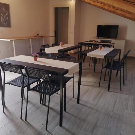 נאפולי Cuore Partenopeo B&B מראה חיצוני תמונה