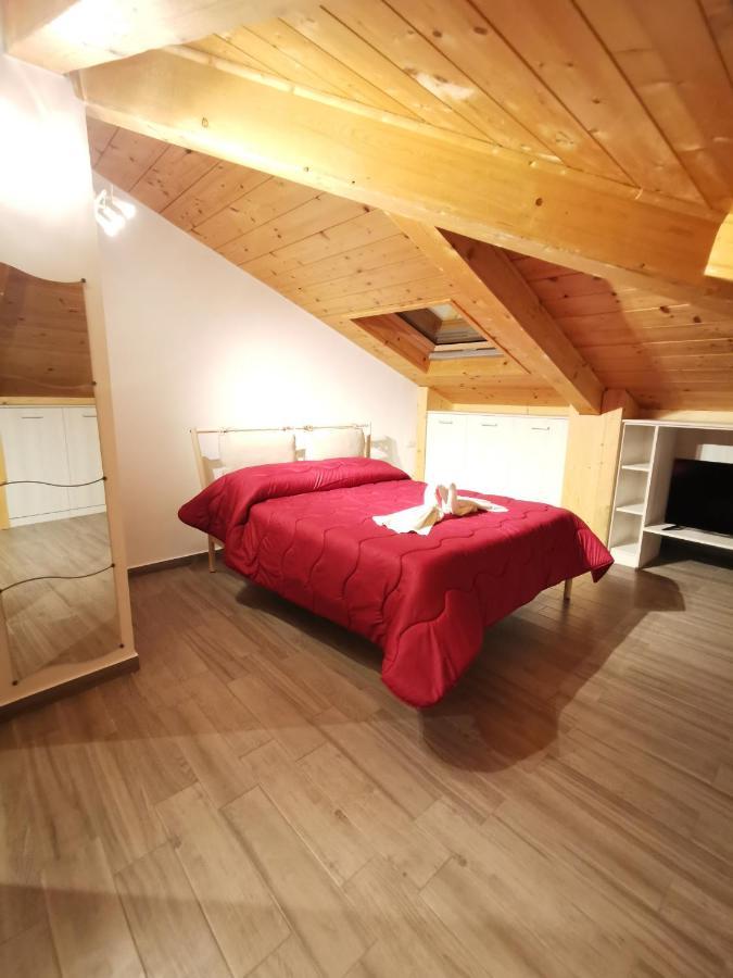 נאפולי Cuore Partenopeo B&B מראה חיצוני תמונה