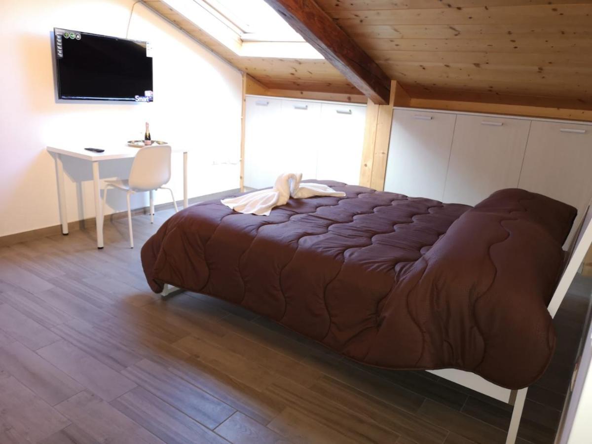נאפולי Cuore Partenopeo B&B מראה חיצוני תמונה